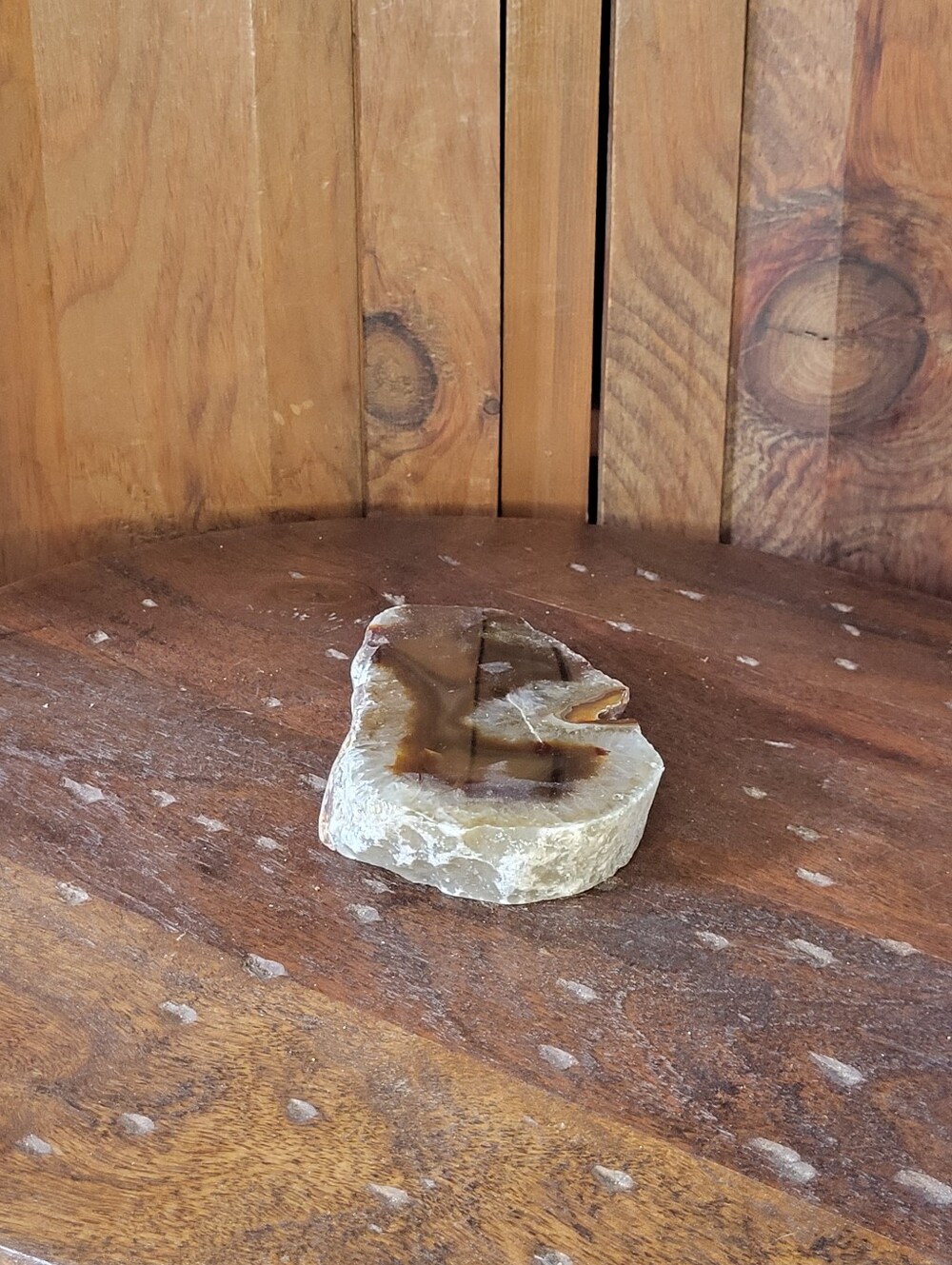 Polished Agate Geode Slice - Amber Brown Glow - Picture 10 of 12